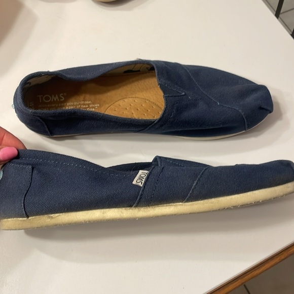 TOMS Size 9 Navy blue - Picture 3 of 6